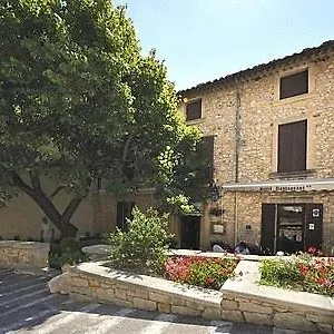 Les Geraniums Hotel